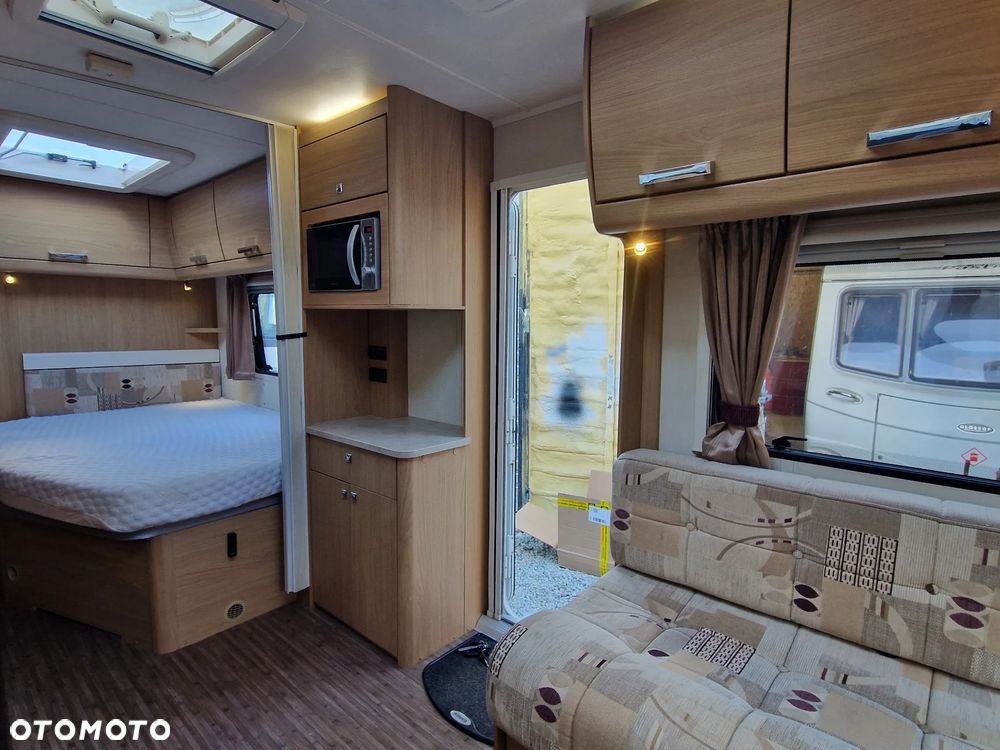 Elddis Chatsworth - 10