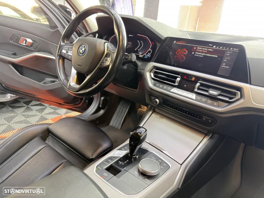 BMW 320 e Aut. Sport Line - 22