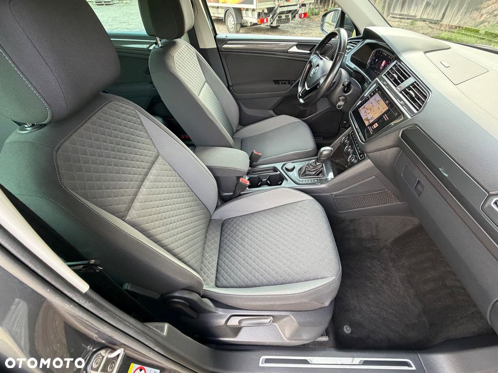 Volkswagen Tiguan 2.0 TDI SCR 4Motion (BlueMotion Techn.) DSG Highline - 18