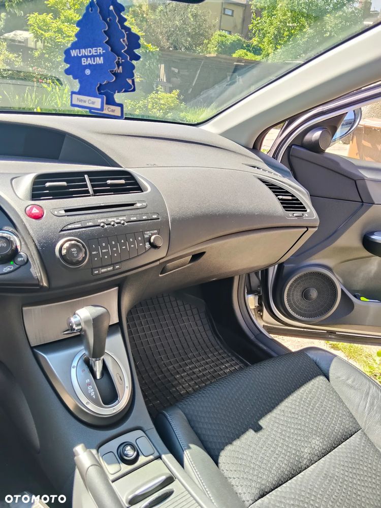 Honda Civic 1.8i-VTEC Automatik Executive - 6