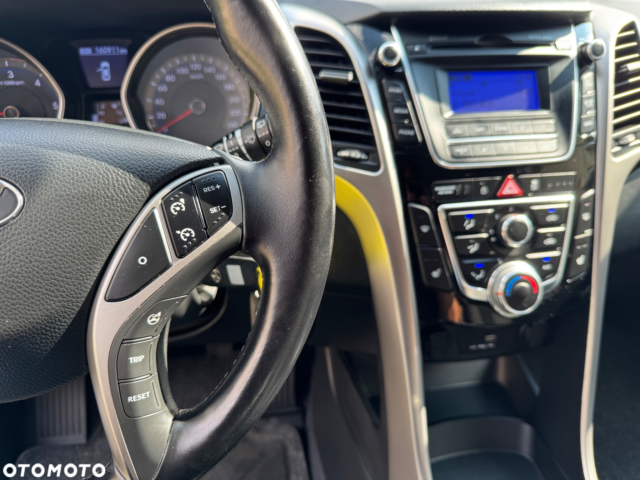 Hyundai i30 1.6 CRDI Passion Plus - 17
