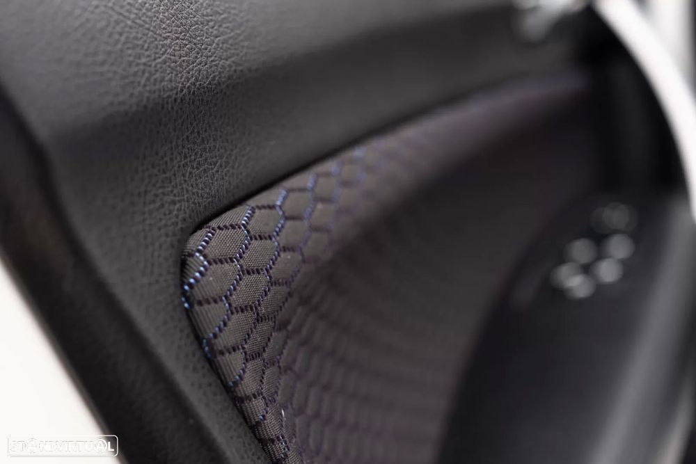 BMW 118 d Pack M - 22