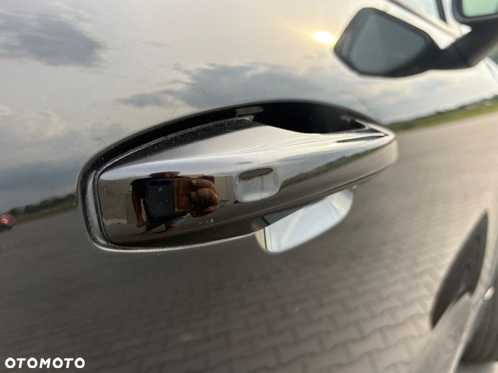 Volvo XC 40 - 25