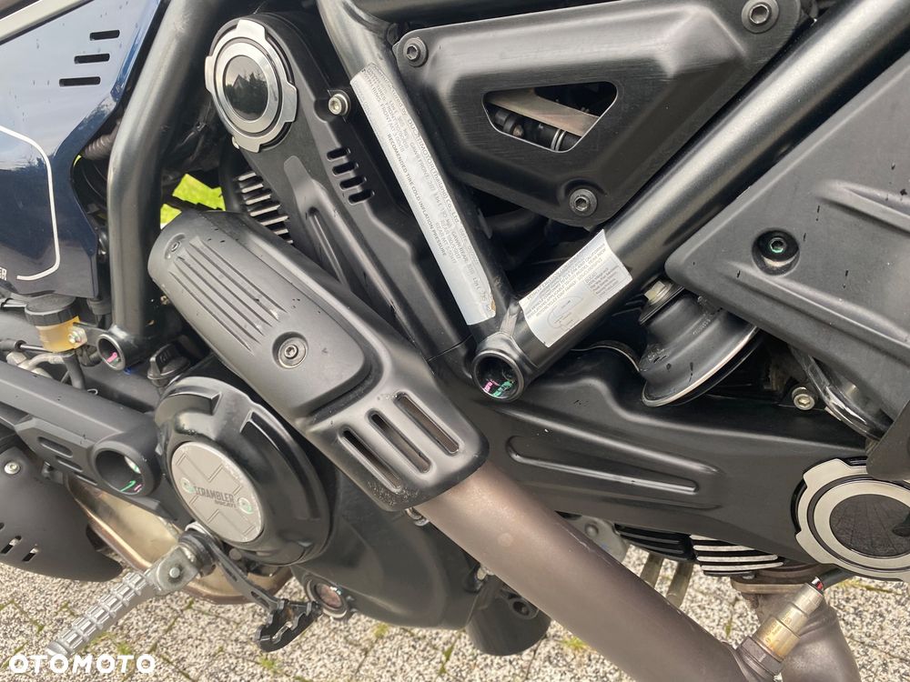 Ducati Scrambler - 10