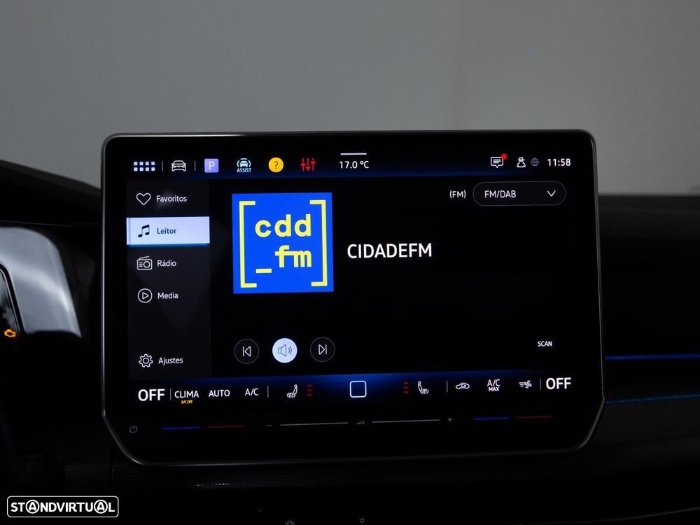 VW Golf Variant 1.5 eTSI Life DSG - 27