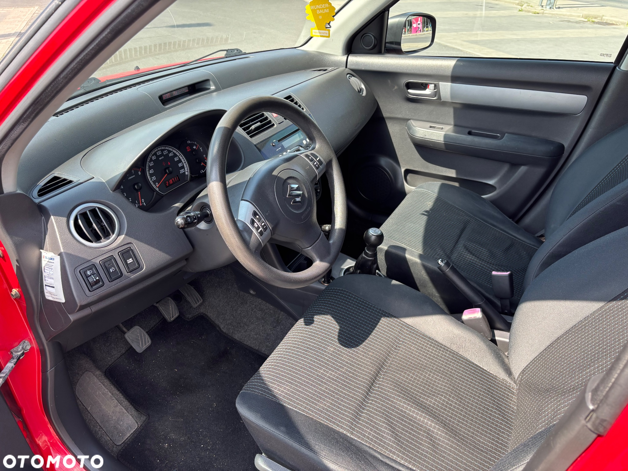Suzuki Swift 1.5 Comfort+ - 11