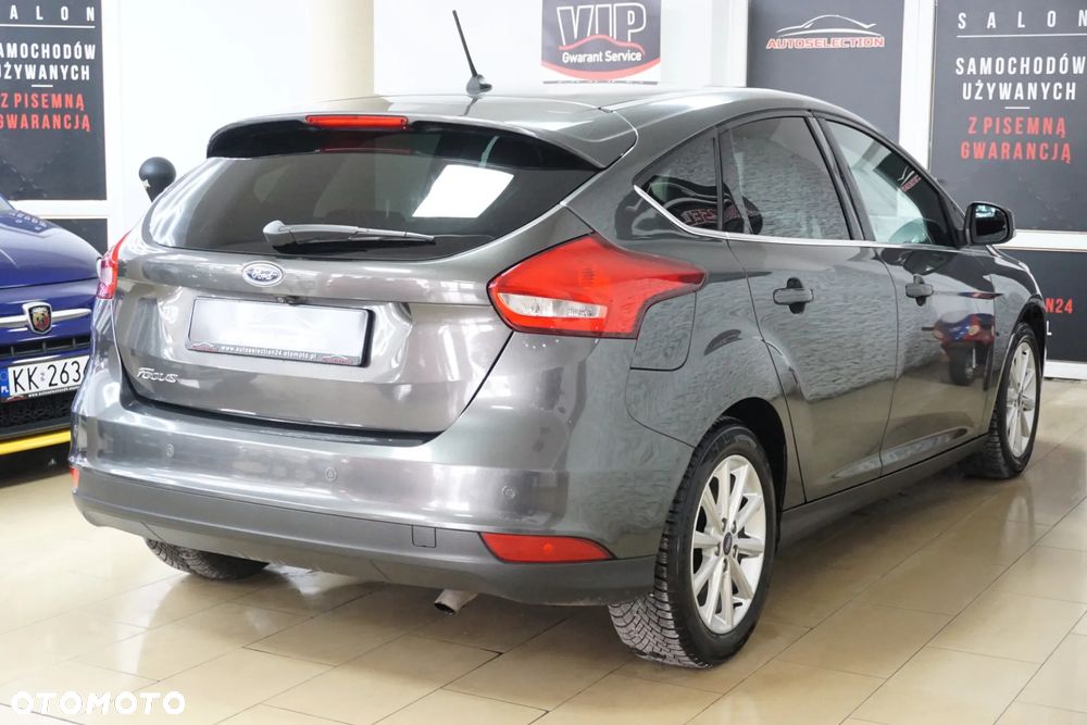 Ford Focus 1.6 FF Ambiente - 4