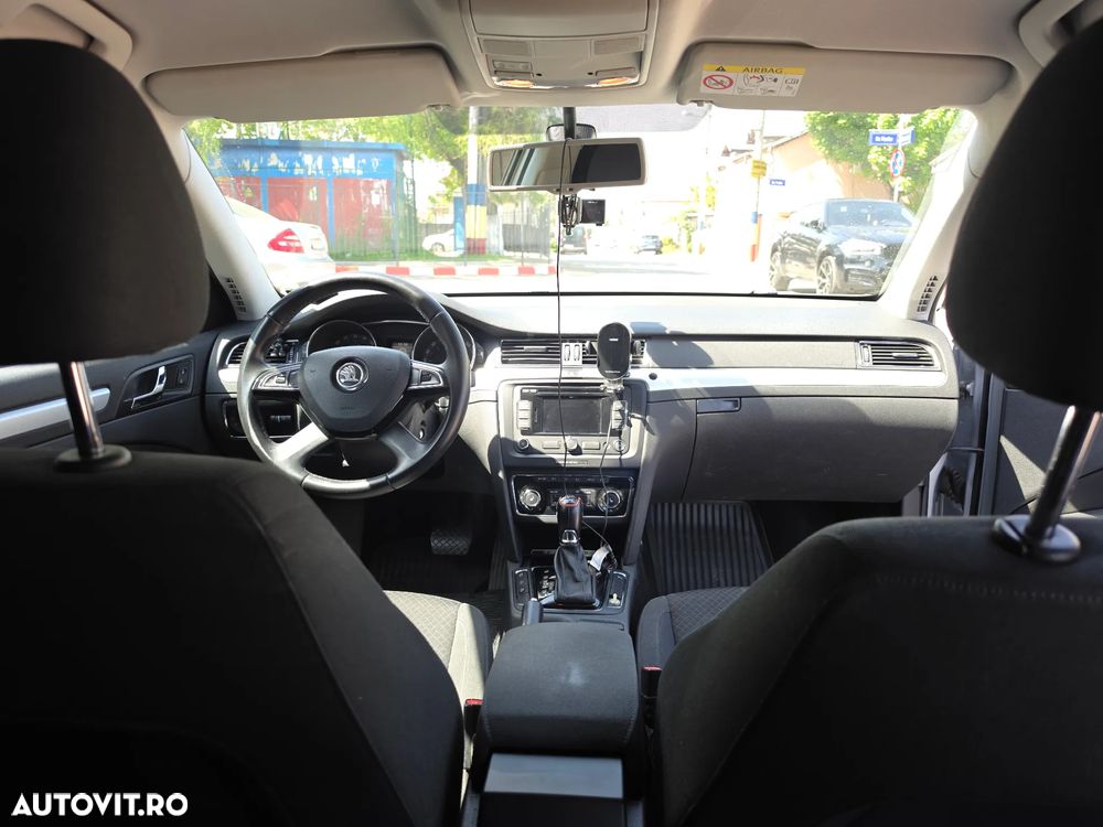 Skoda Superb 2.0 TDI Elegance - 7