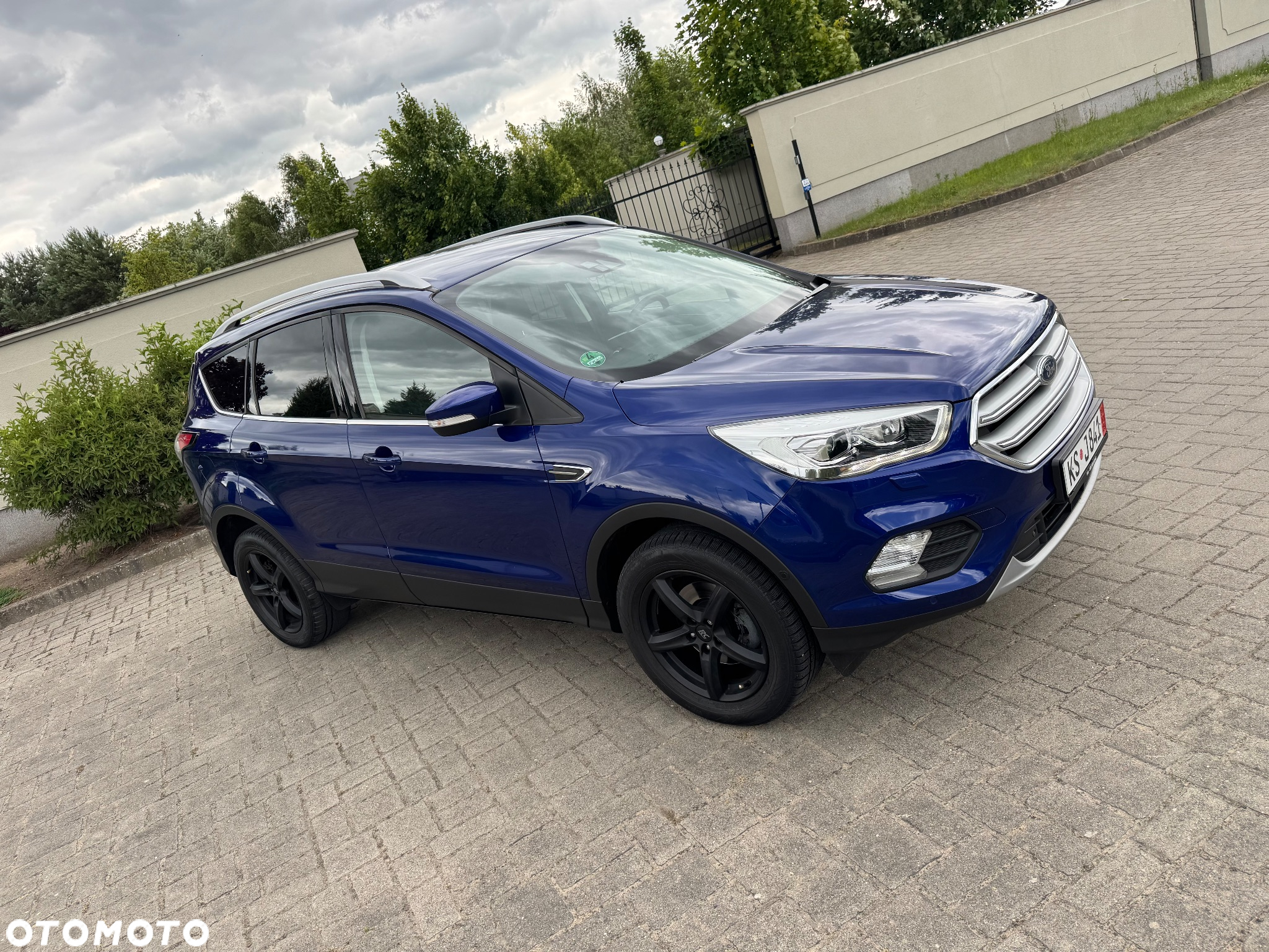 Ford Kuga 1.6 EcoBoost 2x4 Titanium - 5