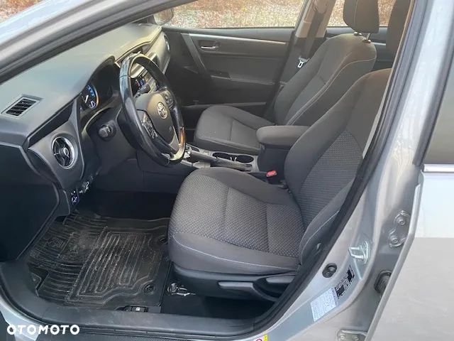 Toyota Corolla 1.6 Comfort MS - 10