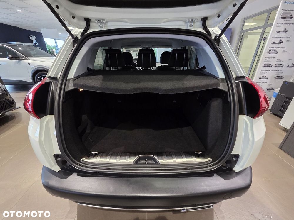 Peugeot 2008 1.2 PureTech Allure S&S - 10