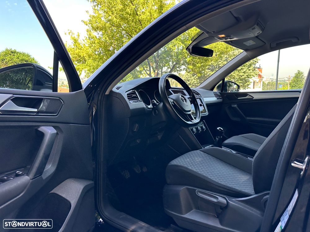 VW Tiguan 1.6 TDI Confortline - 17