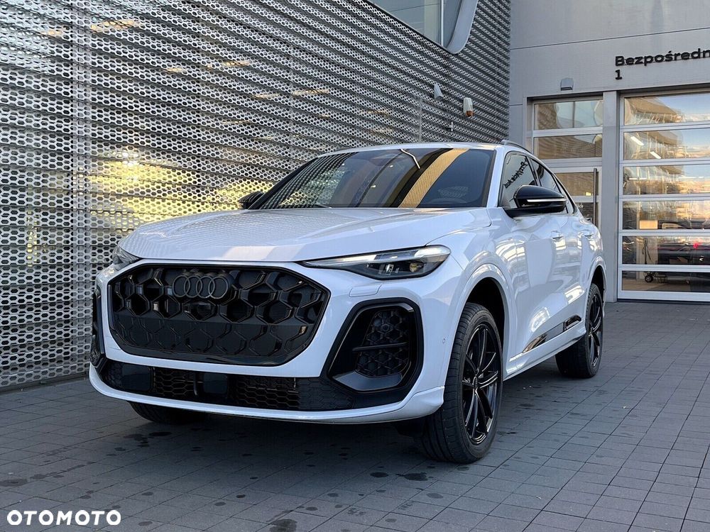 Audi Q5 Sportback - 6