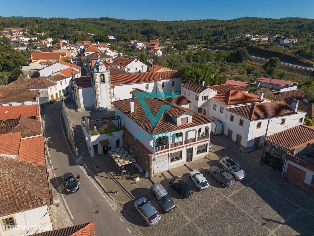 Moradia T4 com Espaço Comercial - Vila Facaia | Pedrogão Grande - Grande imagem: 4/20