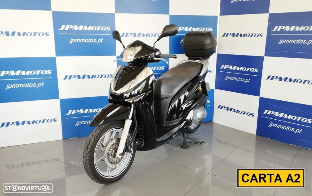 Honda SH 300 ABS - 4