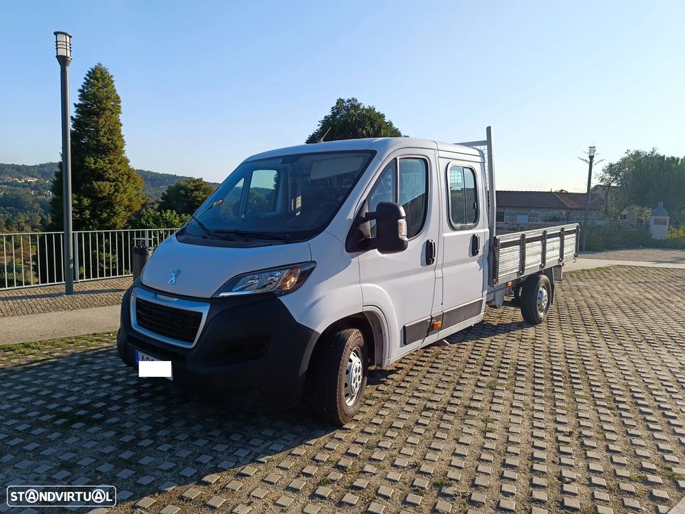 Peugeot Boxer Cabine Dupla 2.2 BlueHDi (6 Lugares) - 1