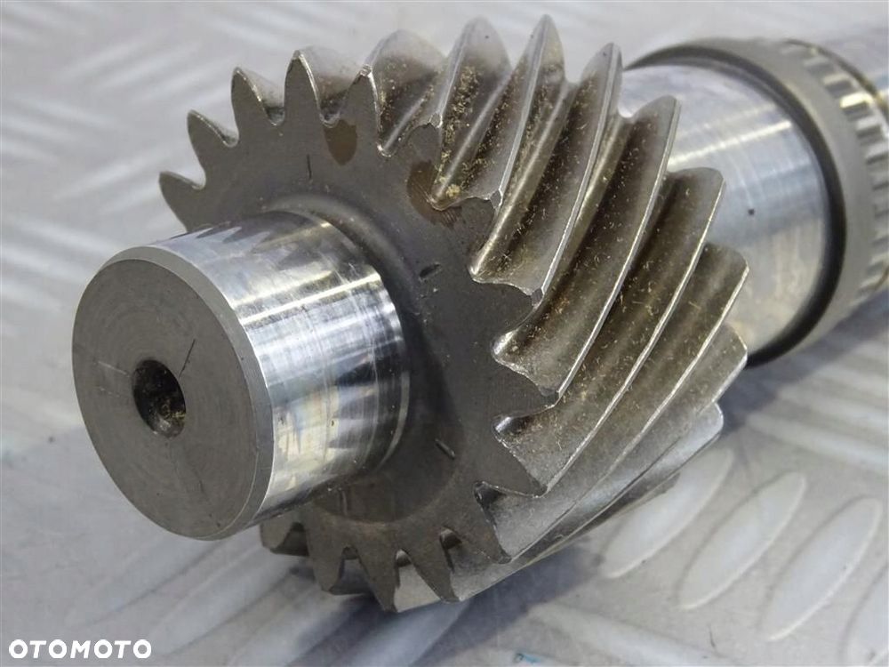 Wałek główny skrzyni F17 3.74 Opel Meriva B 1.7 CDTI ORYG - 2