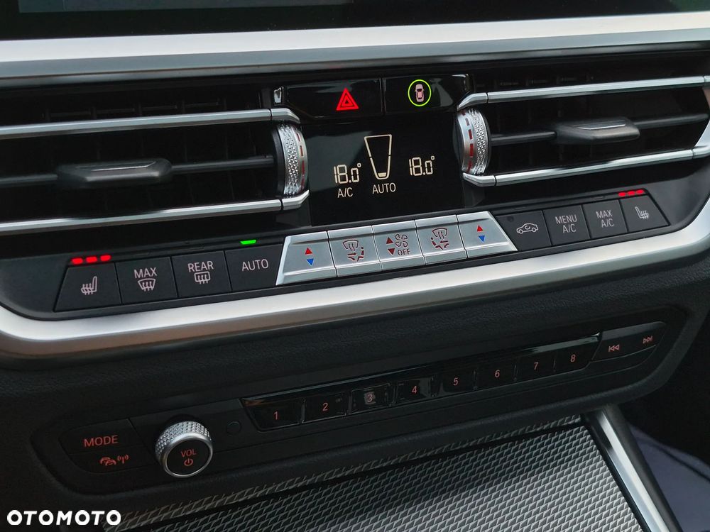 BMW Seria 3 318d MHEV - 19