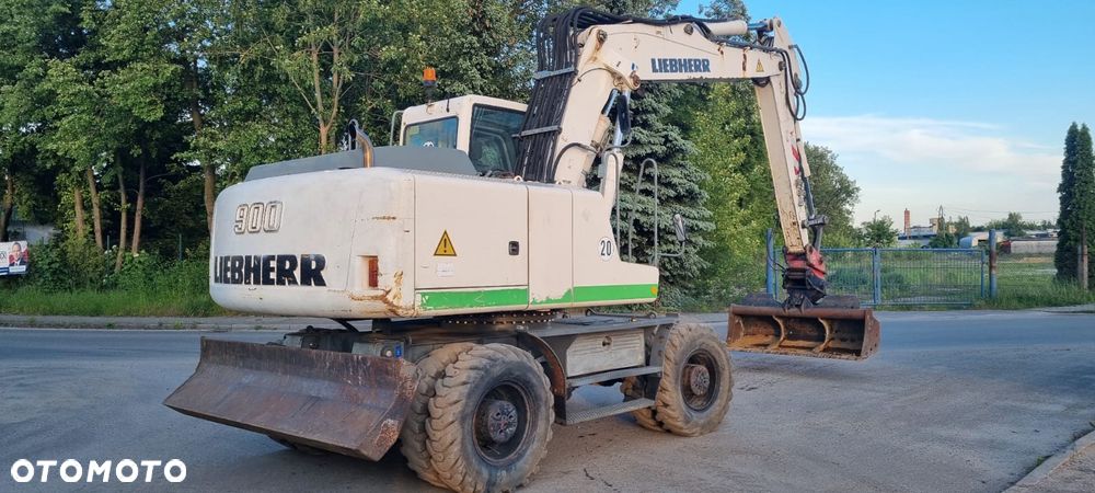 Liebherr A900C - 2