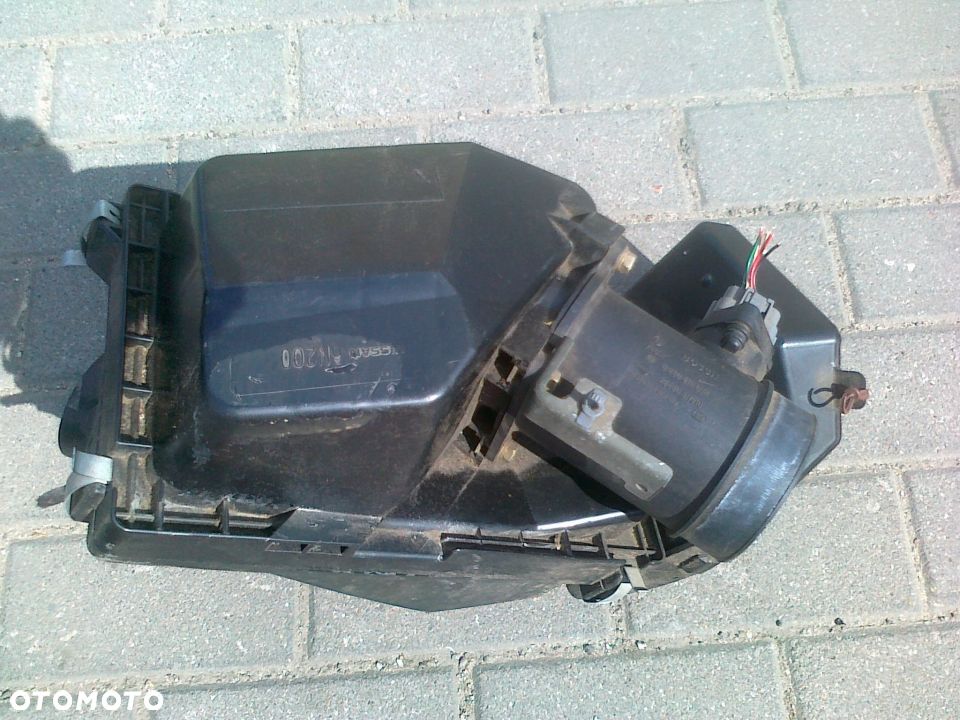 PRZEPŁYWOMIERZ 0280218096 NISSAN PRIMERA 2.0 16V - 1