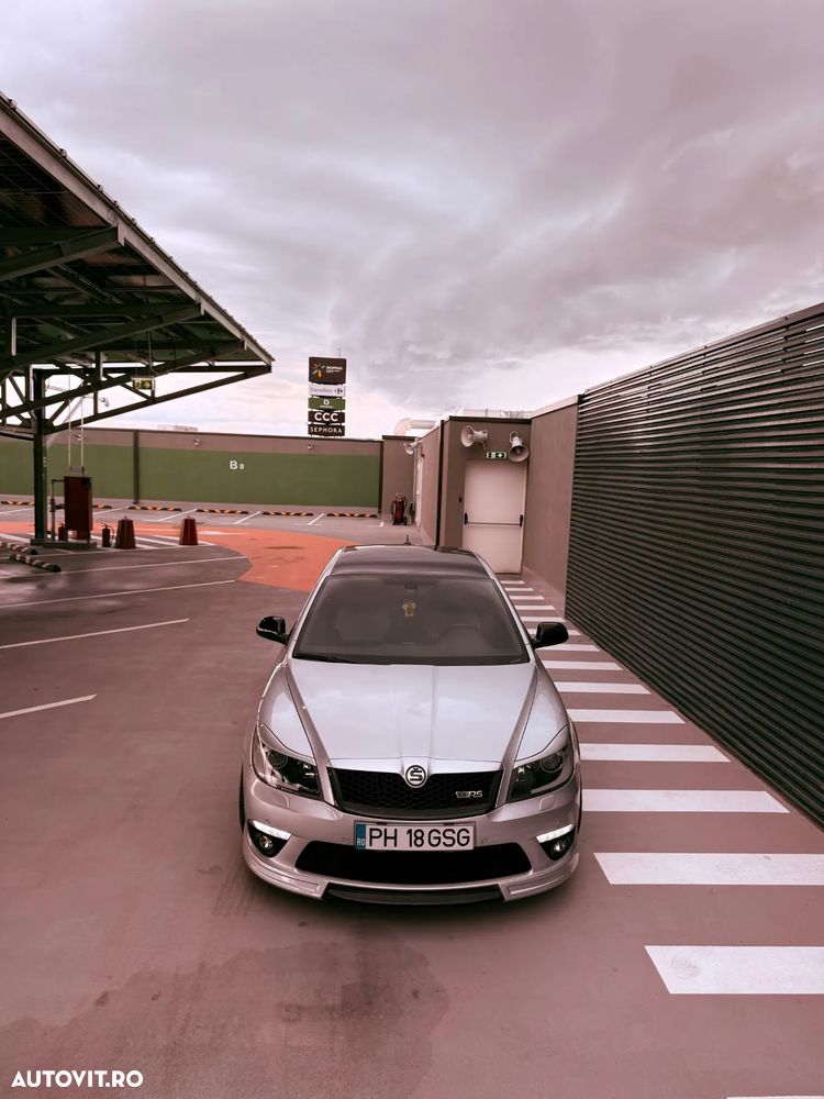 Skoda Octavia 2.0 TDI RS - 2