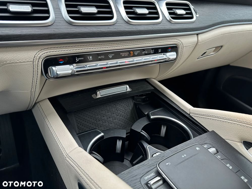 Mercedes-Benz GLE - 30
