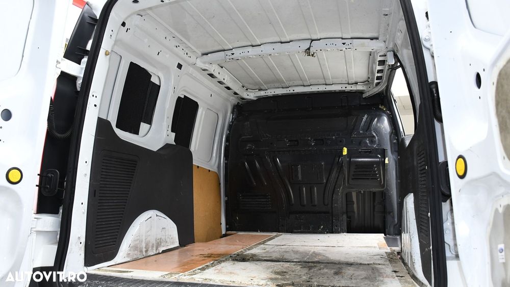 Ford Transit Connect - 18