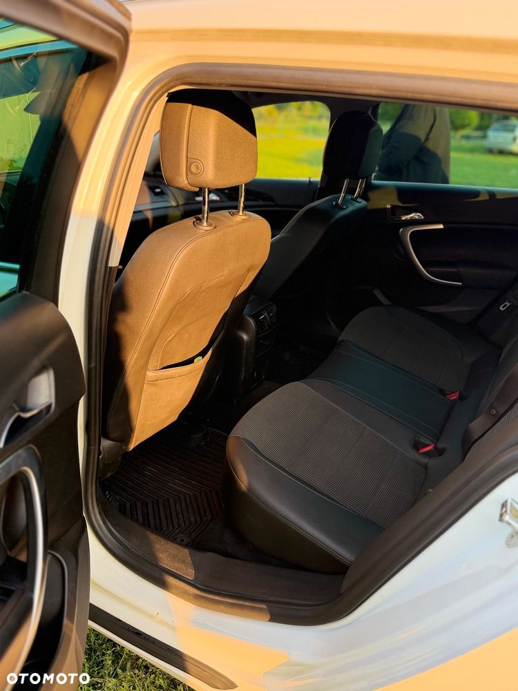 Opel Insignia - 13