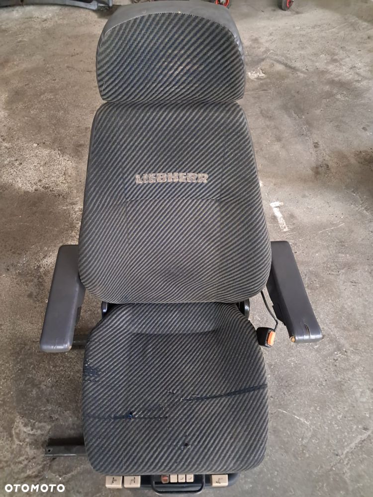 Fotel Liebherr - 2