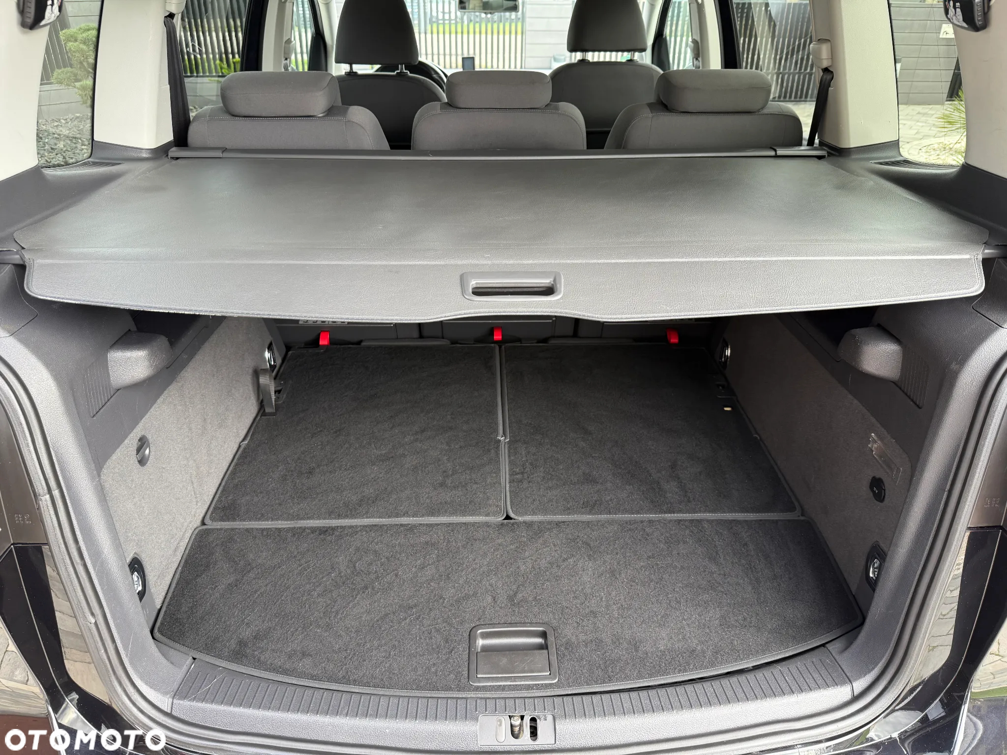 Volkswagen Touran 2.0 TDI DPF Highline Perfectline - 24