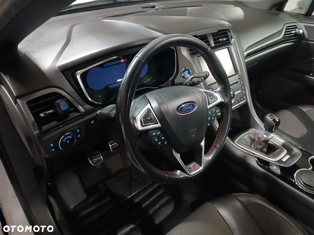 Ford Mondeo - 25