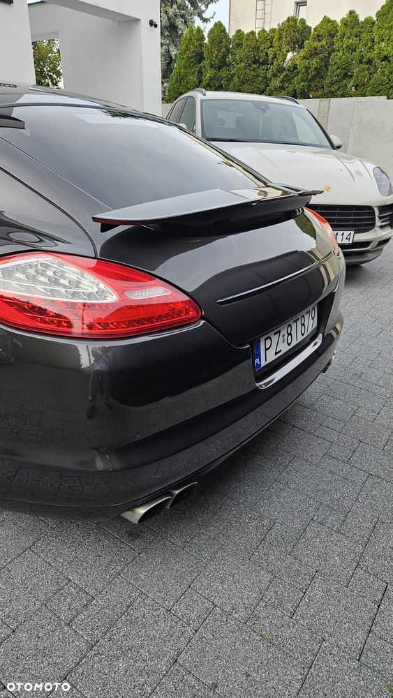Porsche Panamera Turbo - 6