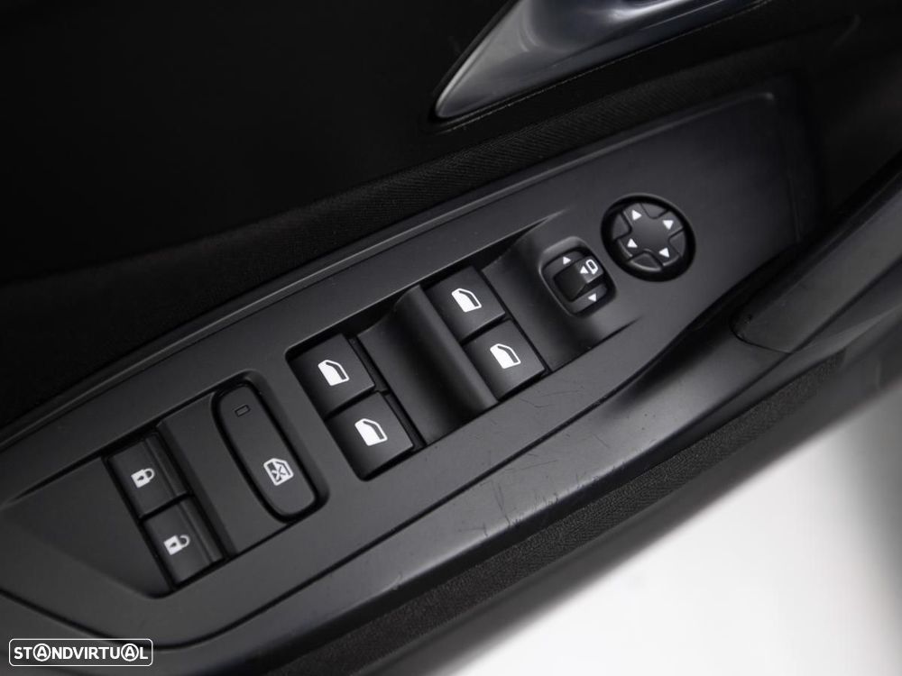 Peugeot 308 1.5 BlueHDi Active Pack EAT8 - 14