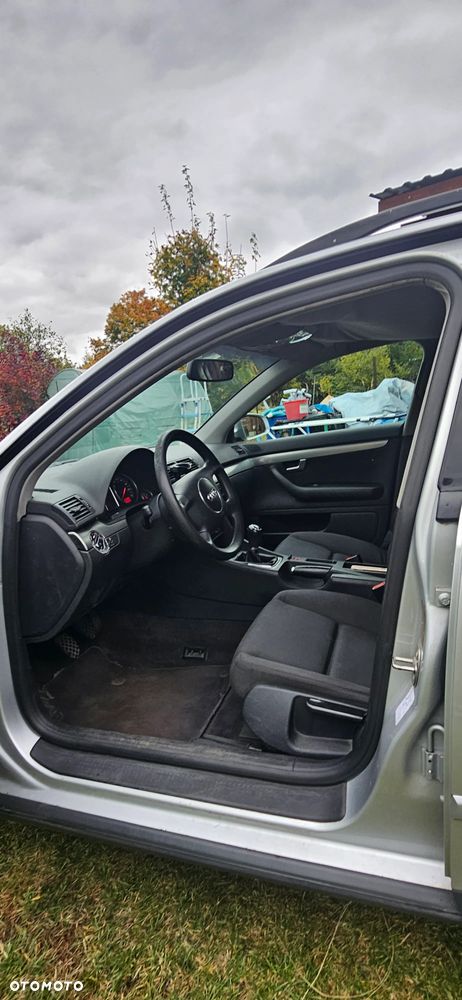 Audi A4 Avant 2.4 - 11