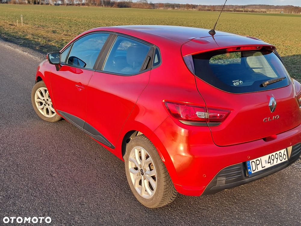 Renault Clio - 10