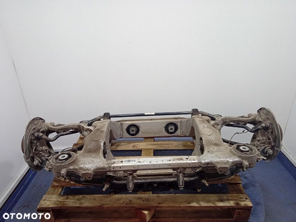 BMW IX I20 XDRIVE40 BELKA ZAWIESZENIA TYŁ SANKI ZWROTNICE 6889140 - 4