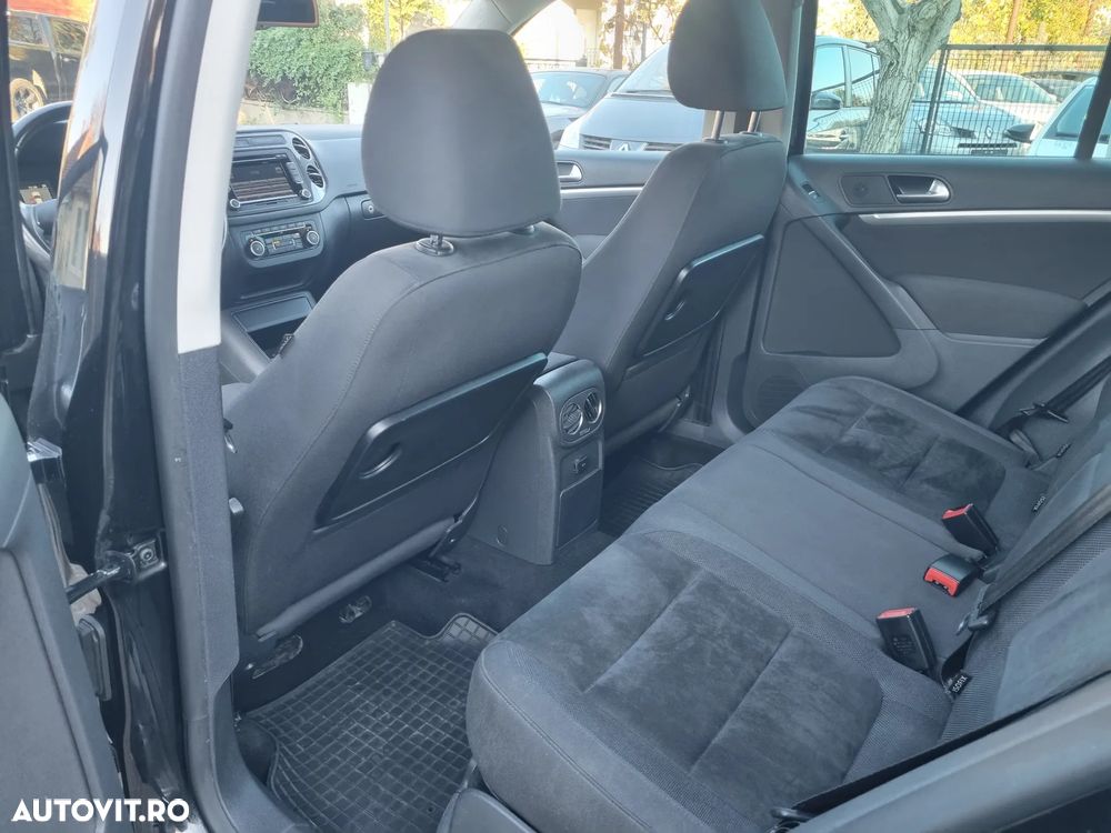 Volkswagen Tiguan 2.0 TDI DPF BlueMotion Technology Exclusive - 18