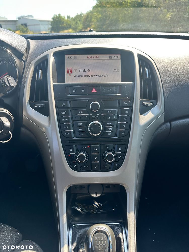 Opel Astra 1.4 Turbo Sports Tourer 150 Jahre - 11