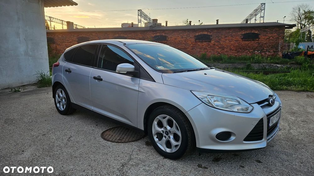 Ford Focus 1.6 TDCi Ambiente - 8
