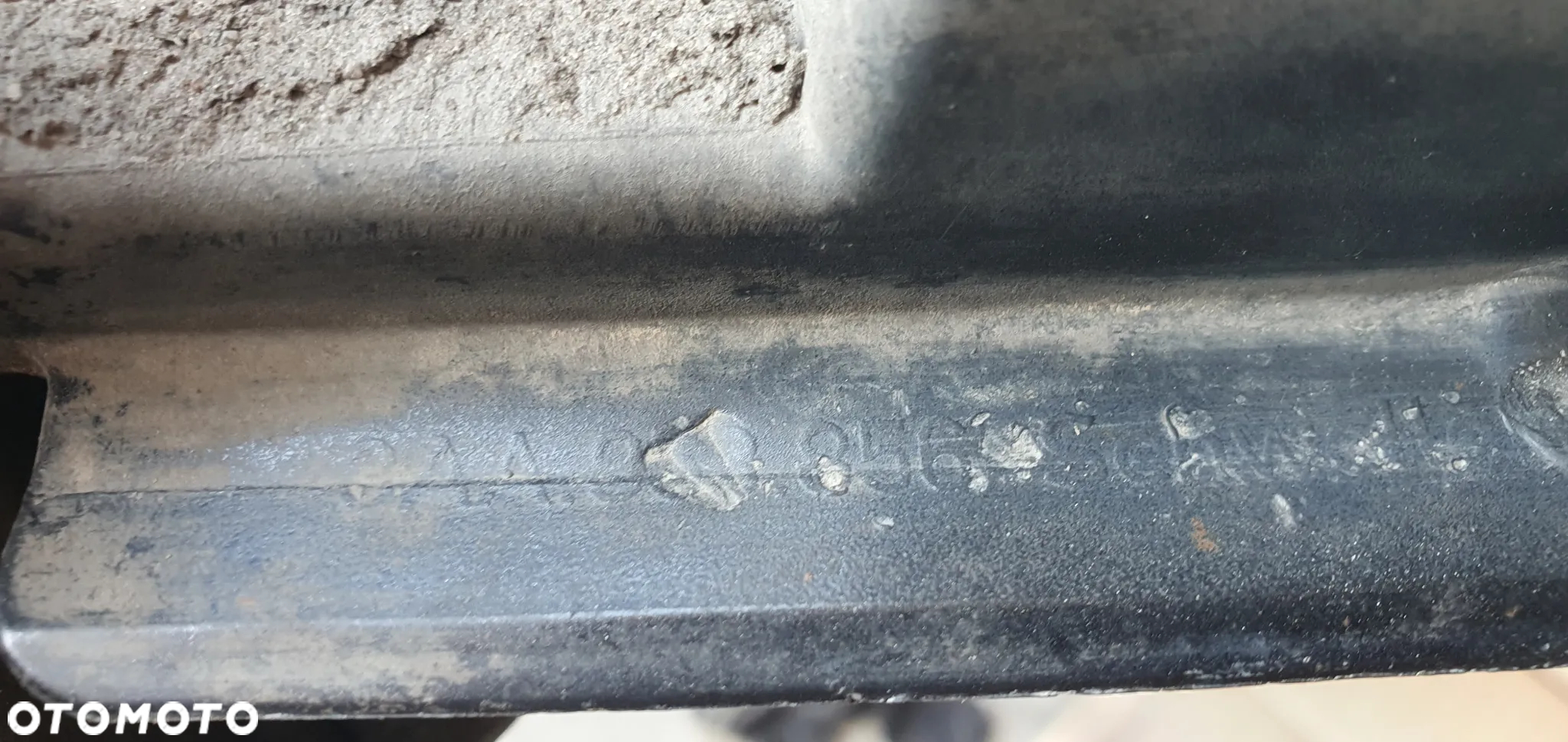 Listwa progowa osłona progu zaślepka prawa VW Passat B7 LC8Z 3AA853856 - 9