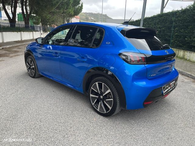 Peugeot e-208 GT - 7