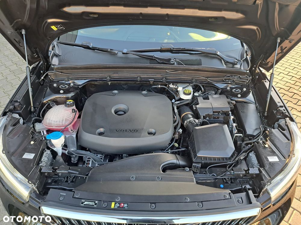 Volvo XC 40 T5 AWD Momentum - 38