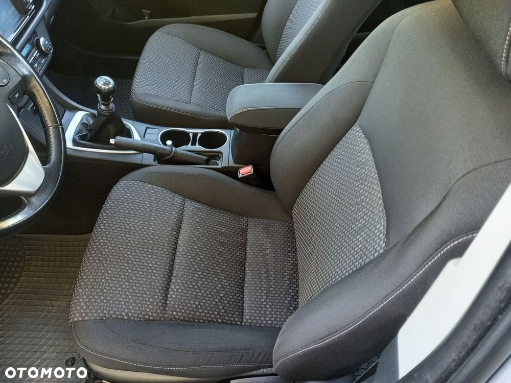 Toyota Corolla 1.6 Valvematic Edition - 27