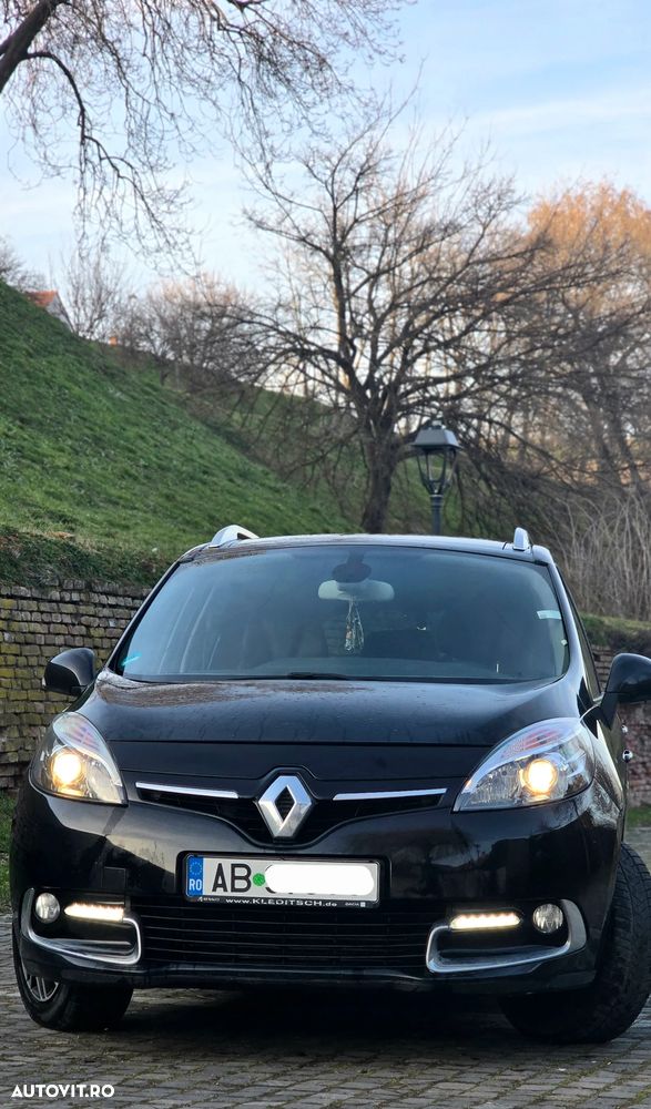 Renault Scenic Xmod 1.6 dCi Privilege - 23