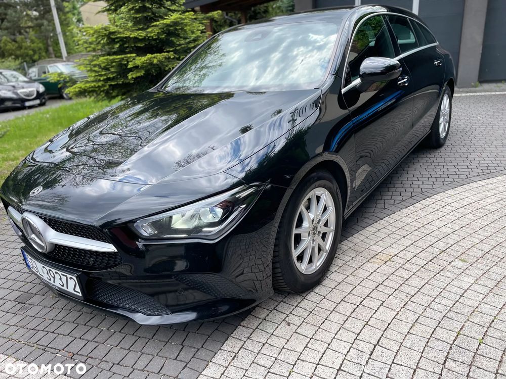 Mercedes-Benz CLA 180 AMG Line - 6