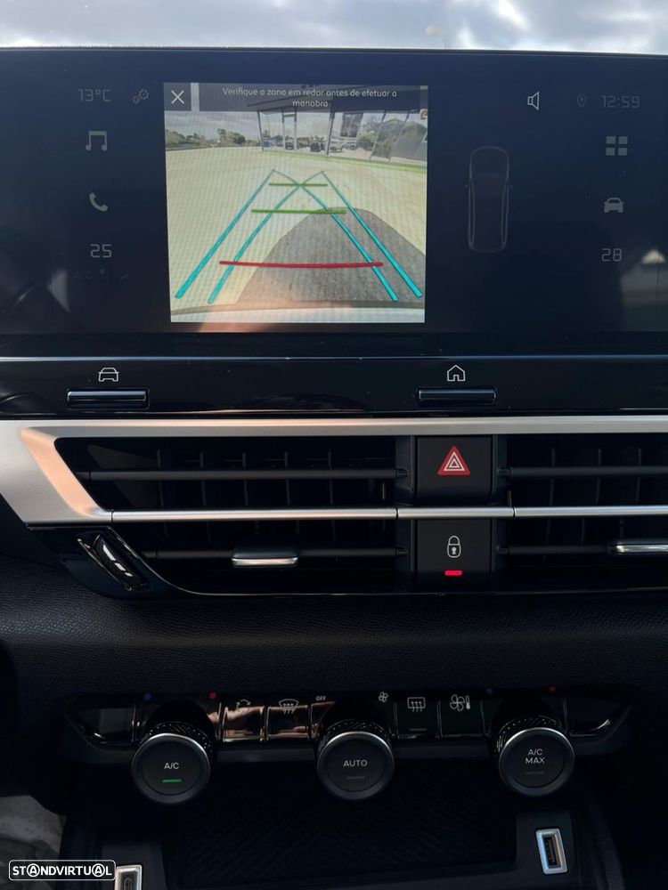 Citroën e-C4 50 kWh Autonomia Conforto Business Edition - 11