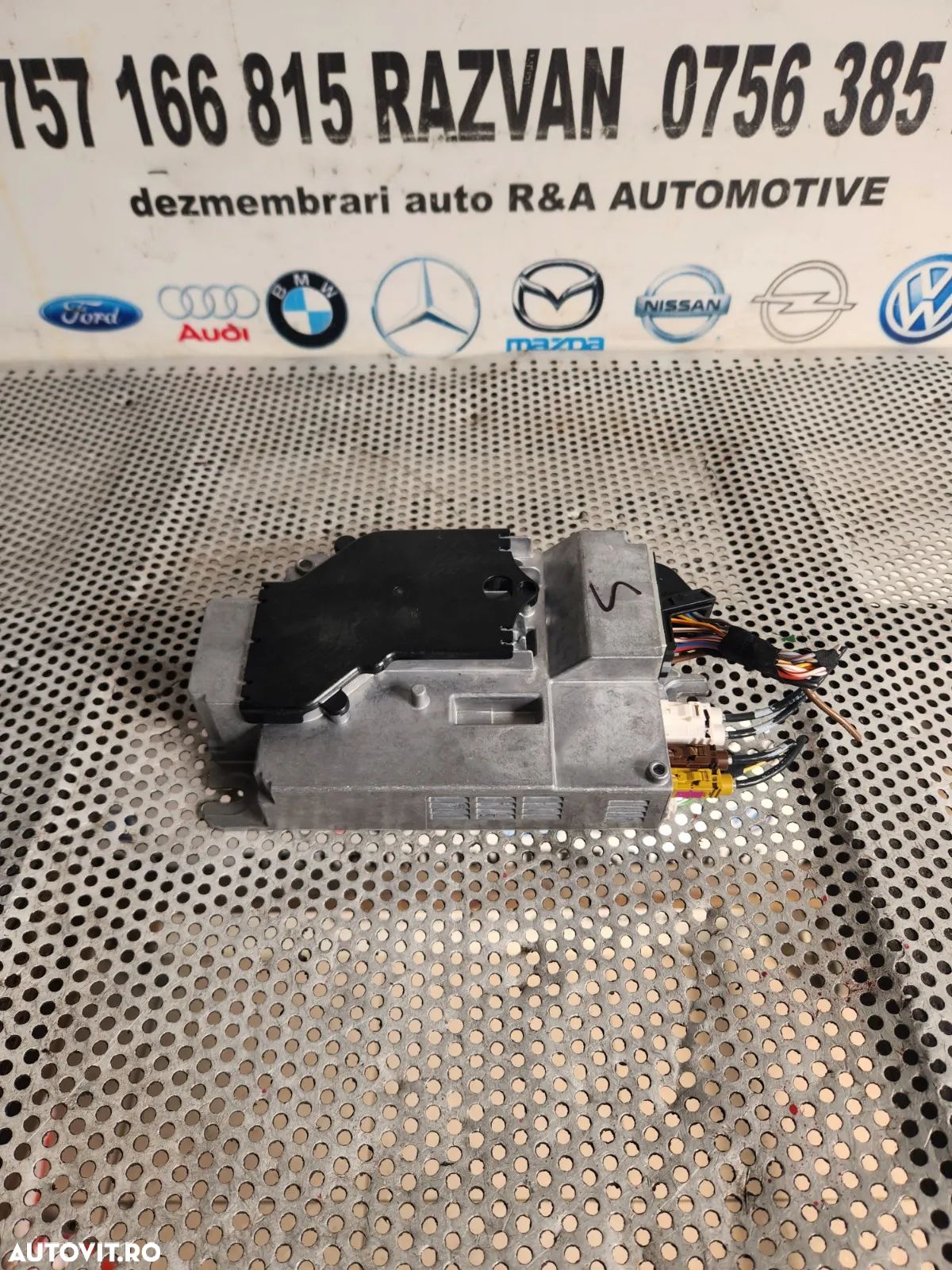 Amplificator Sunet Harman Becker Bmw G20 G21 G22 G23 G26 G28 G29 G42 M2 M3 M4 Cod 5A7DD93 Dezmembrez Bmw - Dezmembrari Arad - 1