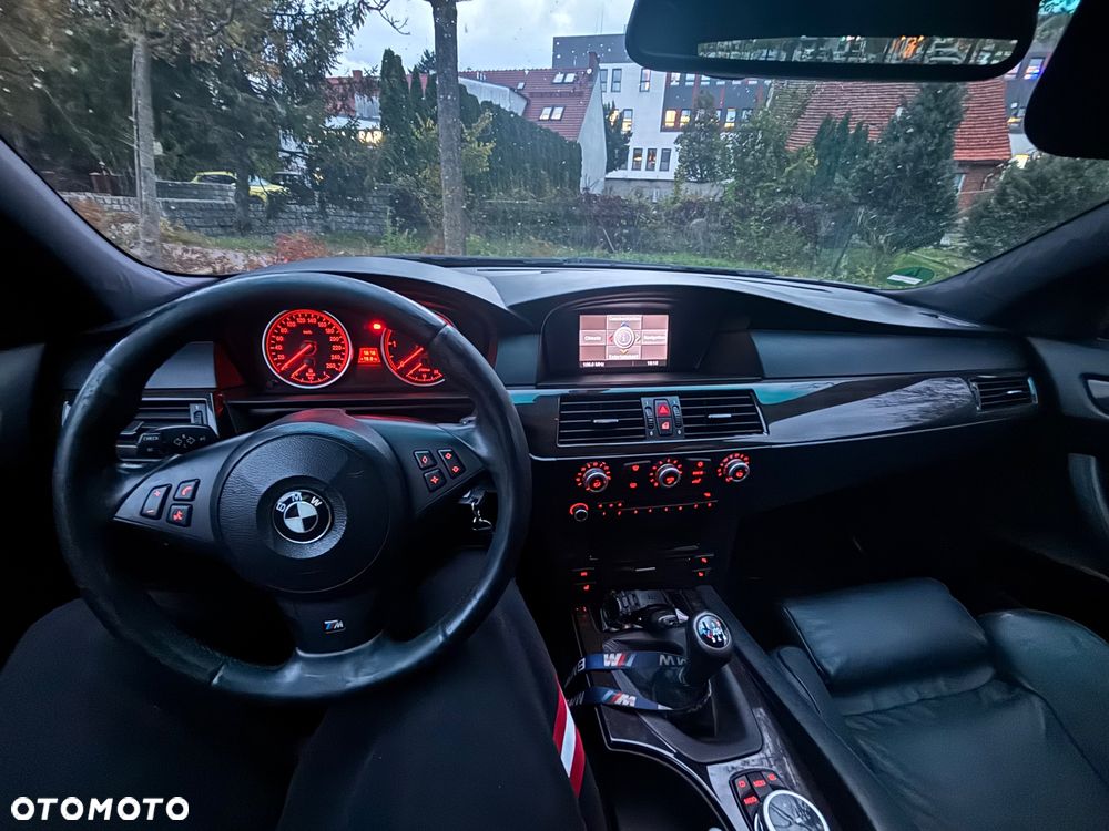 BMW Seria 5 - 22