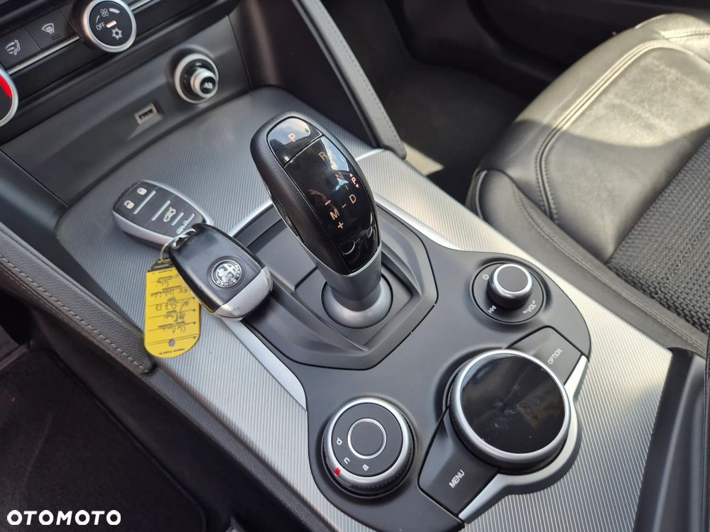 Alfa Romeo Stelvio 2.2 16V AT8 Executive - 39