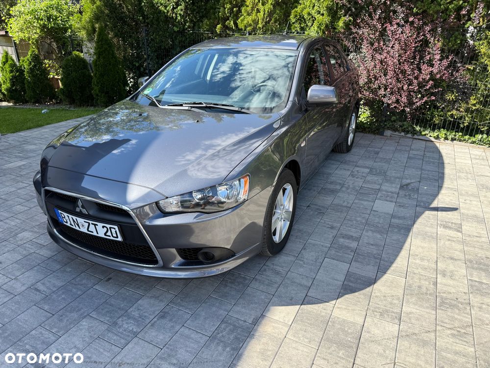 Mitsubishi Lancer 1.8 Intense - 19